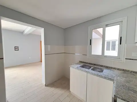 Departamento 4 ambientes con 1 baño