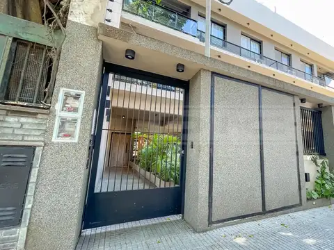 Esteban Echeverria 300,entre Alsina y Colectora Panamericana