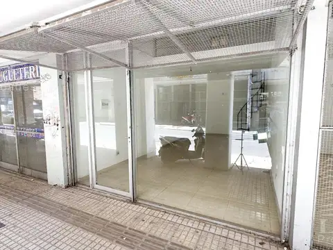 Local en Alquiler en Centro, $ 700.000