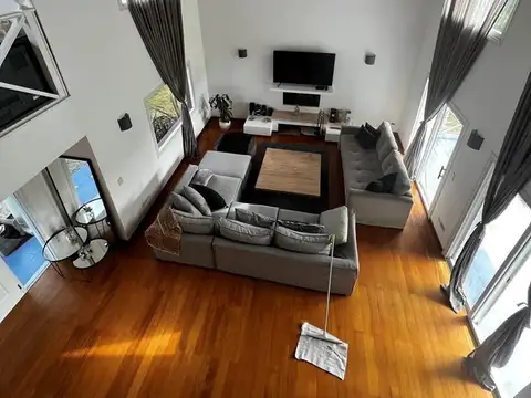 General Pacheco al 1700