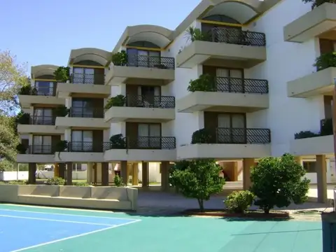 SE VENDE DEPARTAMENTO 2 AMB. CON COCHERA 