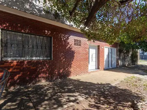 CASA 4 AMB CON PATIO, TERRAZA Y GARAGE CASEROS