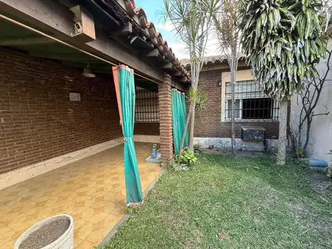 Gobernador Castro 525