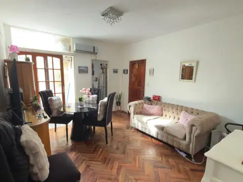 Venta de Departamento PH 2 Ambientes en Colegiales, Capital Federal - APTO CREDITO