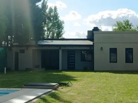 Casa en venta - 1 Dormitorio 2 Baños - Sicardi