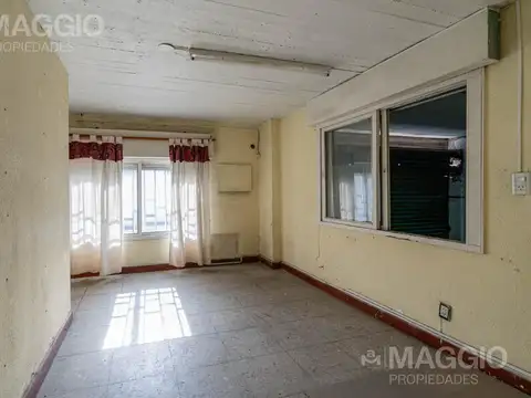 Gonzalez Castillo al 900