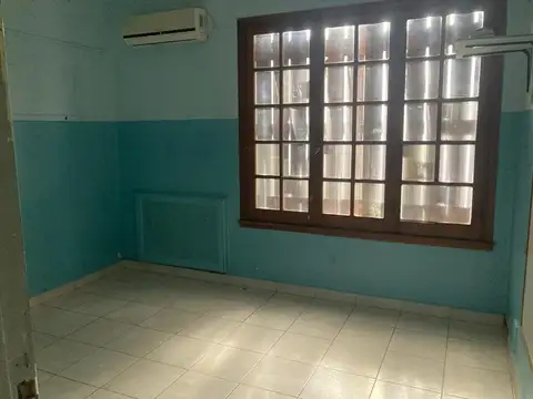 Local en Alquiler en Adrogue, $ 1.800.000