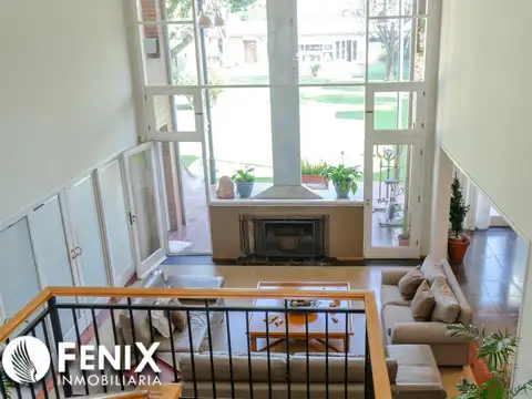 Casa 9 ambientes con 6 baños