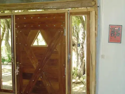 Casa 5 ambientes con 1 baño
