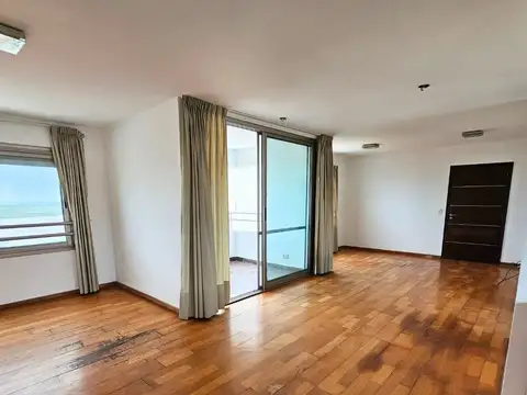 Departamento en Venta de 5 ambientes