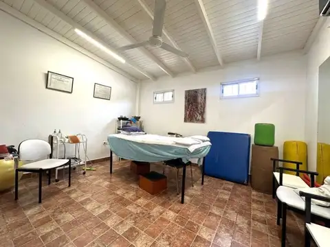 Local en Venta en Bernal, USD 265.000