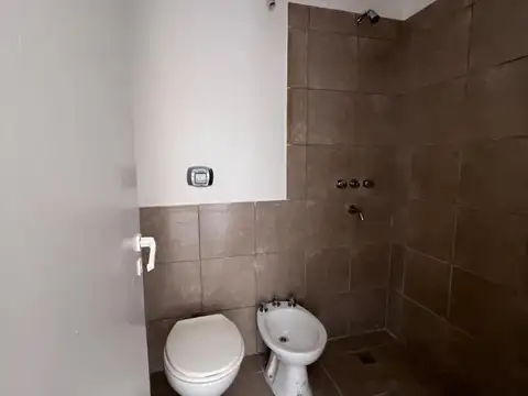 Depto Tipo Casa en Alquiler en Alameda, $ 1.100.000