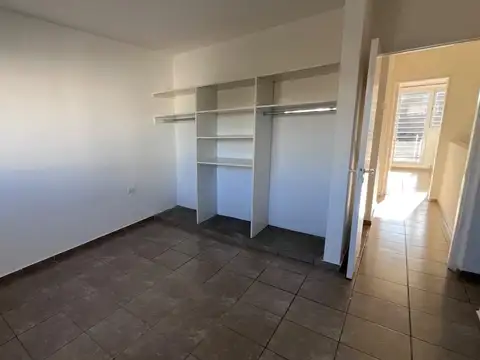 Depto Tipo Casa en Alquiler 15 años