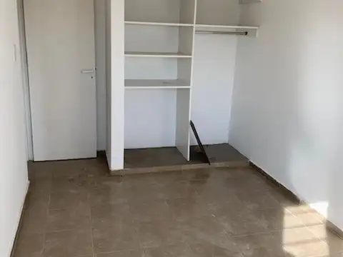 Depto Tipo Casa 4 ambientes con 2 baños