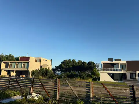 Terreno en Venta en Costa Esmeralda, USD 310.000