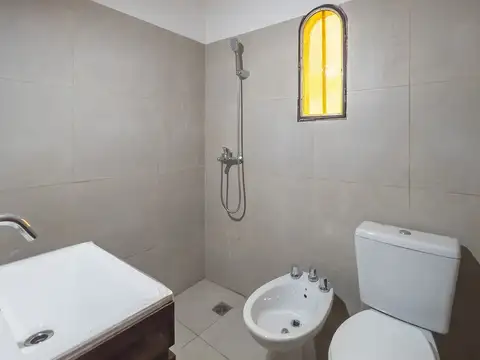 Depto Tipo Casa en Venta en Republica De La Sexta, USD 95.000