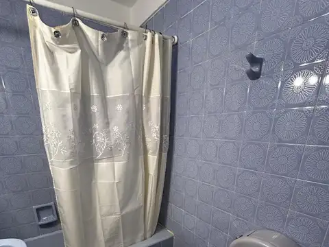 3 amb amplios con dep y dos balcones 2 baños