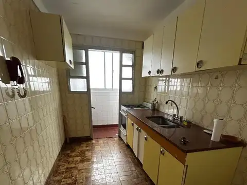 Departamento 4 ambientes con 2 baños