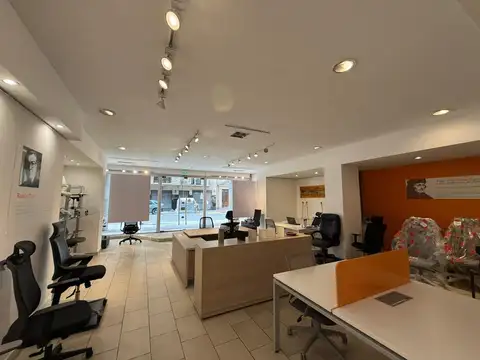 Local en Venta en Recoleta, USD 350.000