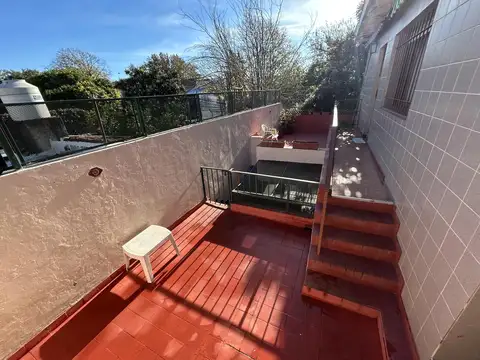 Depto Tipo Casa en Venta de 3 ambientes