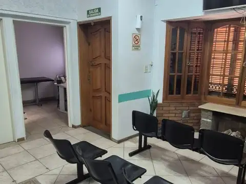 Venta o alquiler propiedad profesional o comercial