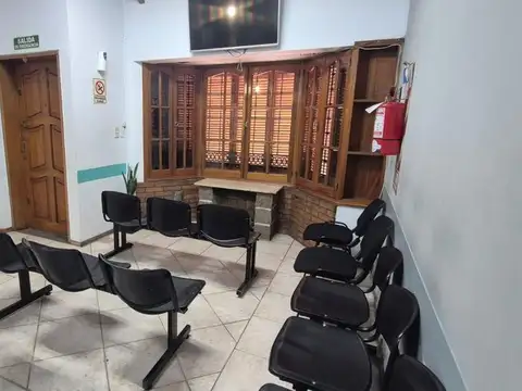 Venta o alquiler propiedad profesional o comercial