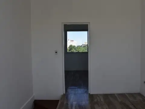 Departamento 3 ambientes con balcón en San Miguel centro