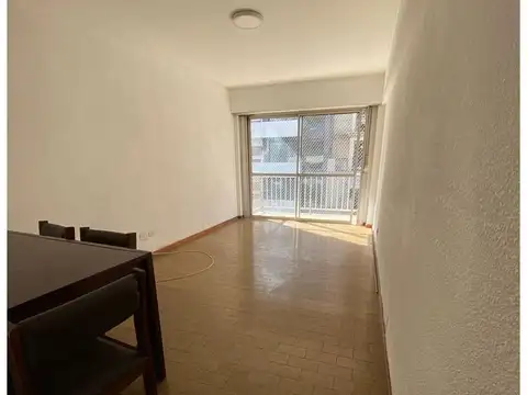 Departamento en Alquiler en Plaza Mitre, $ 850.000