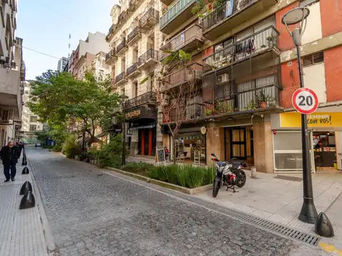 Tres Sargentos y Reconquista I Al Fte c/Bcón I 2 Amb I Muy Lum