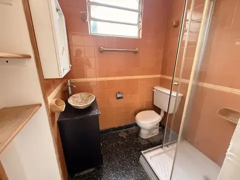 Depto Tipo Casa en Venta en Liniers, USD 84.000