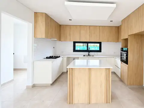 Casa en Venta al Suroeste