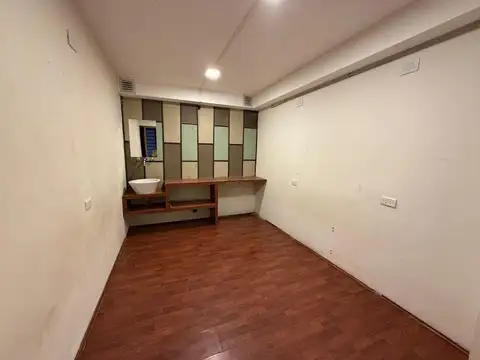 Depto Tipo Casa en Venta 50 años