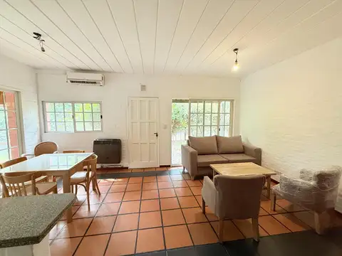Casa en Venta con 5 cocheras