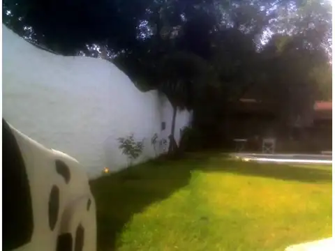 Casa en Venta con 4 cocheras