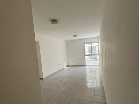Jujuy 2200, Piso PB