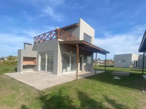 Complejo de Cabañas en venta - 4 UFs - Mar de Cobo