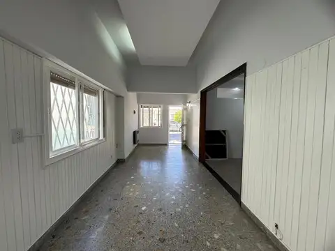 Gelly Y Obes 1200, Piso PB