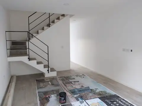 Casa 3 ambientes con 2 baños