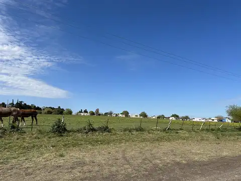 Terreno en Venta en Larroque, USD 250.000