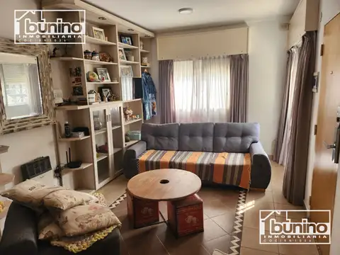 Casa 7 ambientes con 4 baños