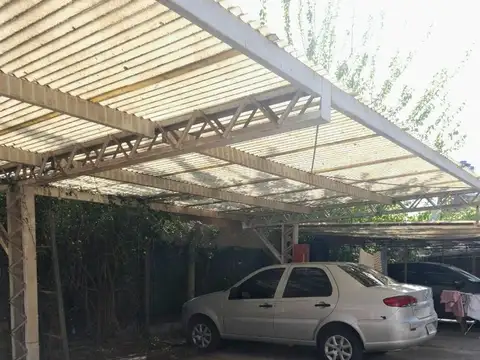 Depto Tipo Casa en Venta con 1 cocheras