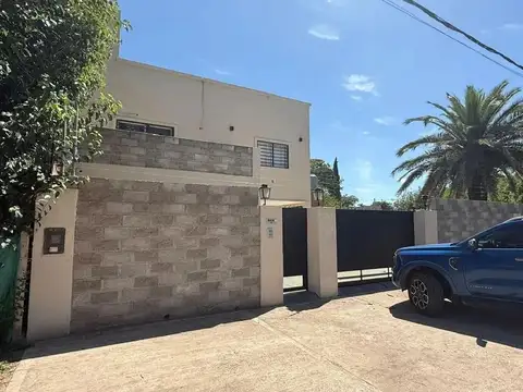 EXCELENTE PROPIEDAD EN FRANCISCO ALVAREZ DE 5 AMBIENTES