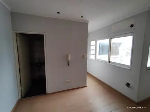 Cordoba 200, Piso 2