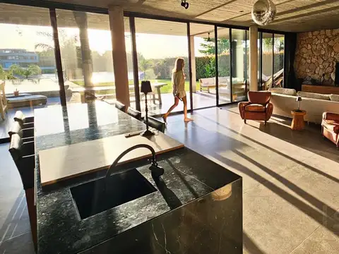 Casa en Alquiler al Noroeste