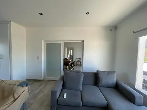 Casa en VENTA de 3 dorm. barrio Bodega Sol del Valle, Gral. Roca