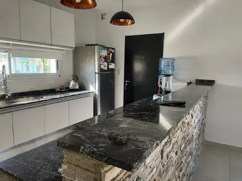 VENTA CASA 5 AMBIENTES EN SAN RAMON PILAR, + FINANCIACION