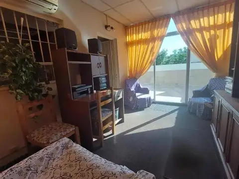 HERMOSO TRIPLEX EN CABALLITO CON COCHERA