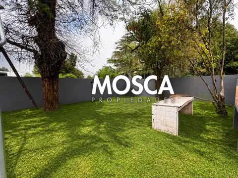 Casa en Venta con 1 cochera