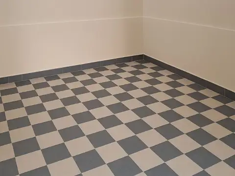 Local en Garibaldi e/ España y O'Higgins