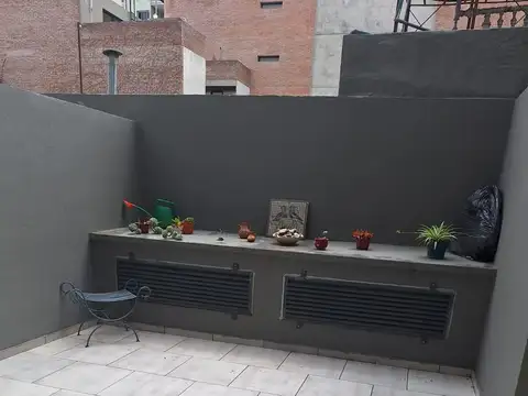 Departamento 1 Dormitorio semi Nuevo con patio